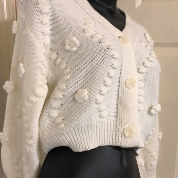 Jessica Simpson cute cream dotted v-neck long sleeve cardigan sweater size‎ M - Picture 7 of 11